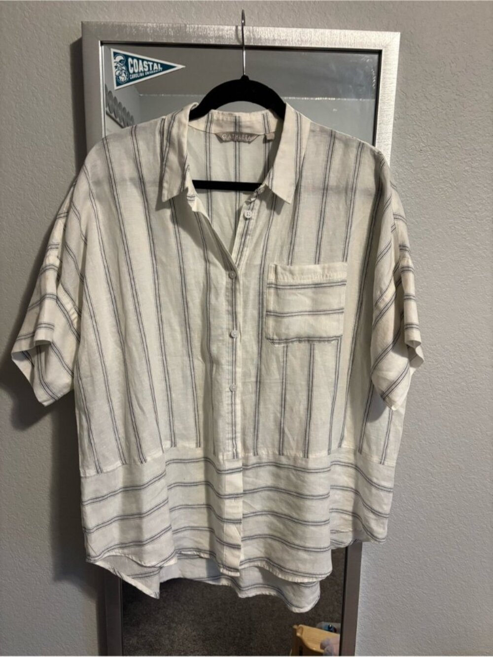 Athleta Cream and Gray Women’s Striped Short-Sleeve Button Down Shirt